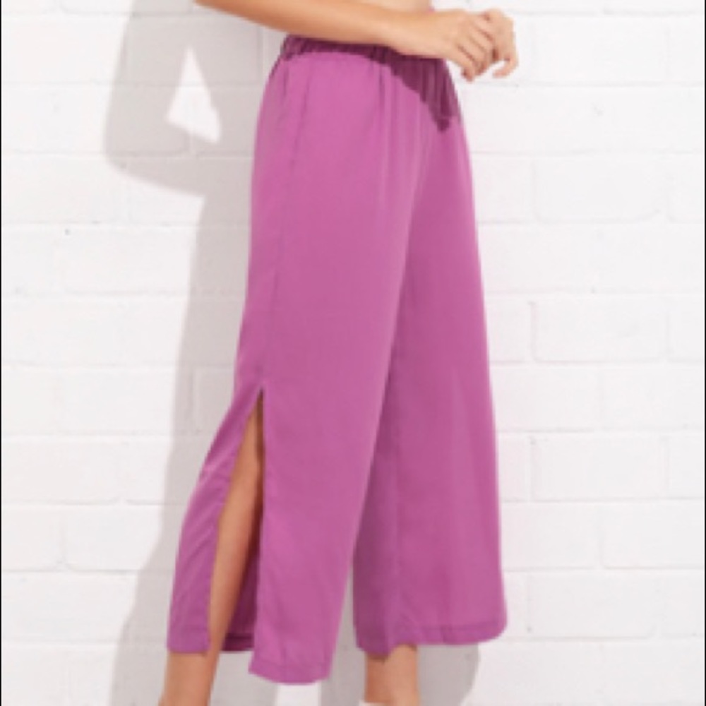 Wide leg crop pants with Slit